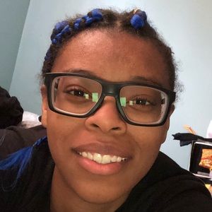 Meet your Posher, Talia